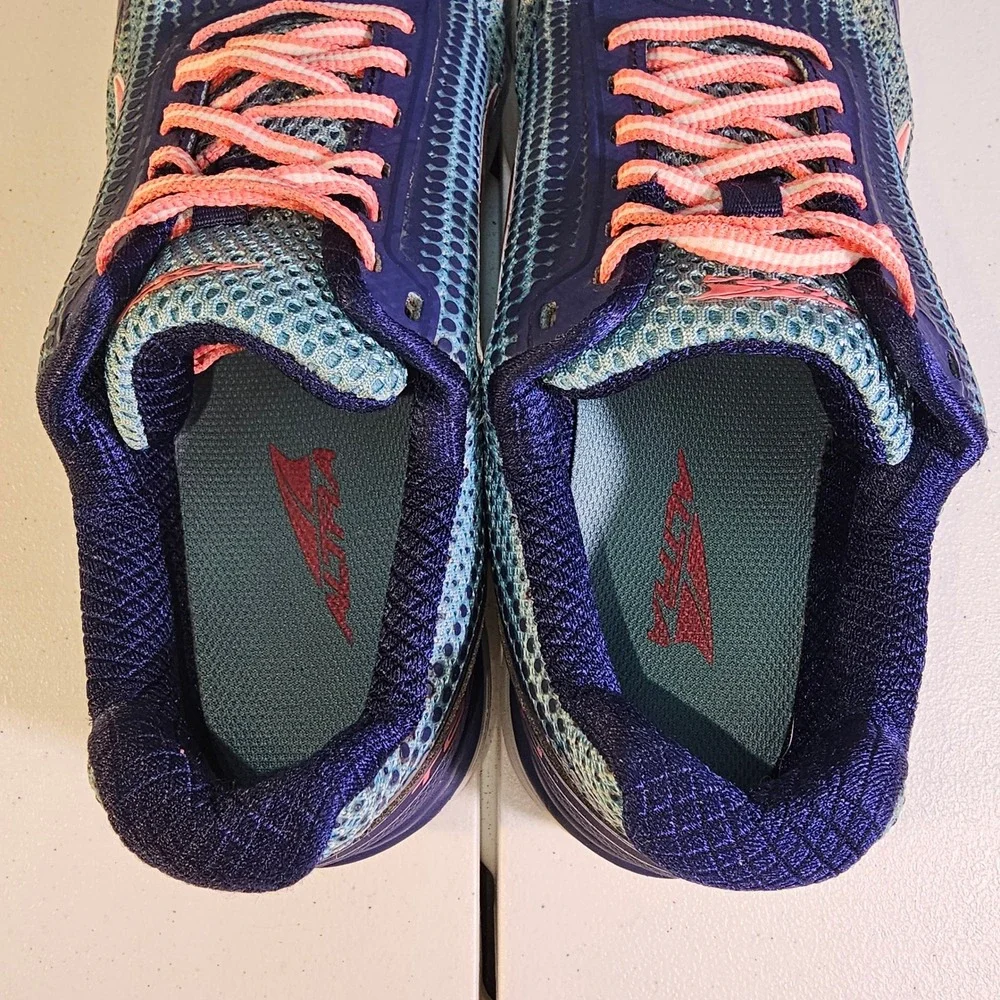 Altra Torin 3.0 Women 8.5 Blue Pink Zero Drop FootShape Running Shoes AFW1737F-1